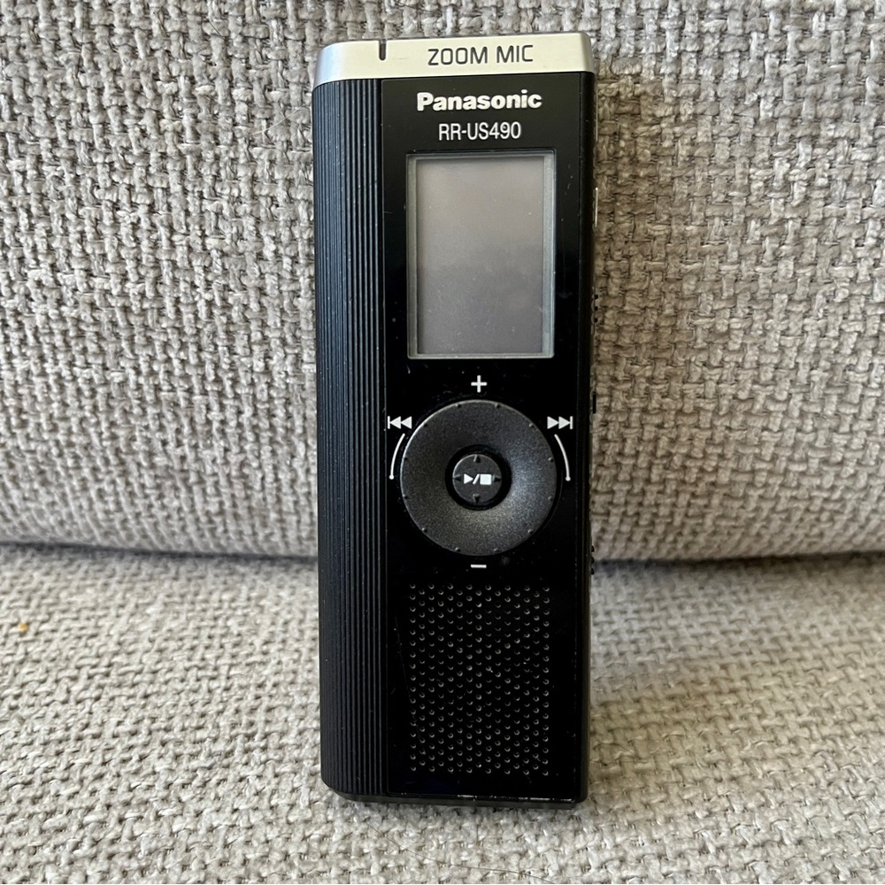 Panasonic digital audio voice recorder RR-US490